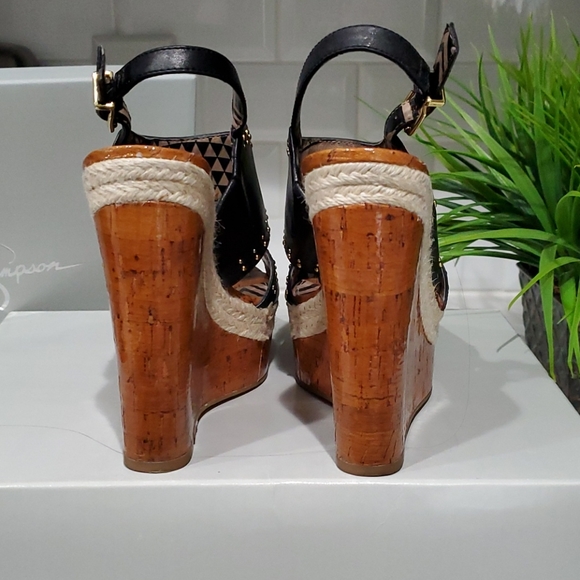 Jessica Simpson Women's Leather Wedges Size 7.5M - Picture 5 of 6